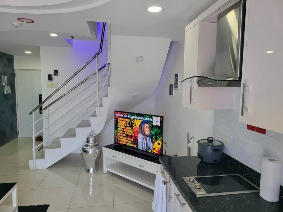 Kandi Tower 3, Premium 1Br With 2Cr & 2 Balcony. Angeles Bagian luar foto