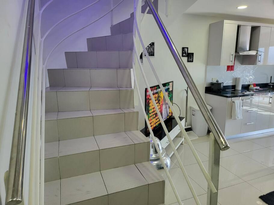 Kandi Tower 3, Premium 1Br With 2Cr & 2 Balcony. Angeles Bagian luar foto